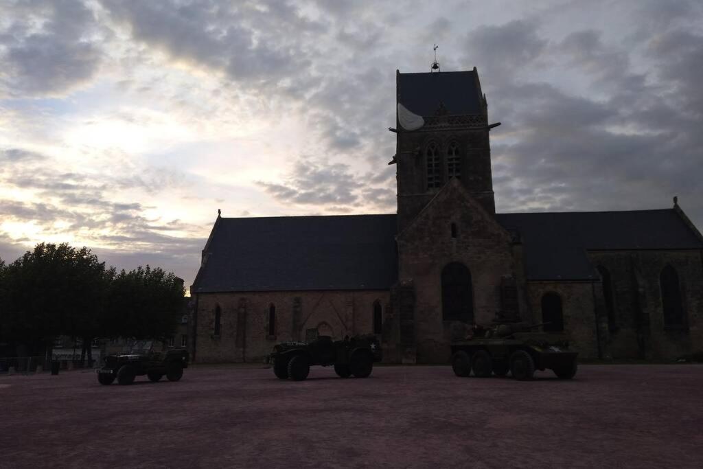 Gite** De Pauline A Sainte Mere Eglise Exterior foto